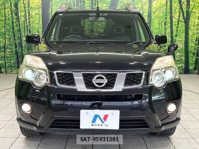Nissan X-TRAIL 2011-09 8747028-13