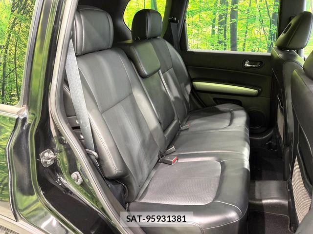 Nissan X-TRAIL 2011-09 8747028-8