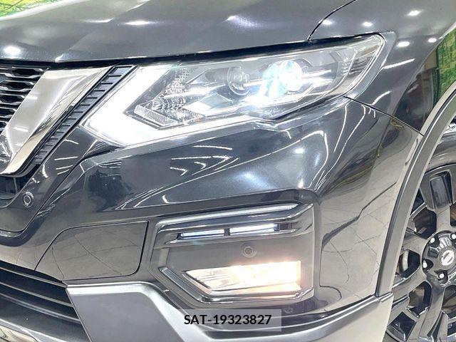 Nissan X-TRAIL 2017-09 8747023-10