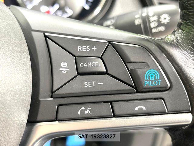 Nissan X-TRAIL 2017-09 8747023-6