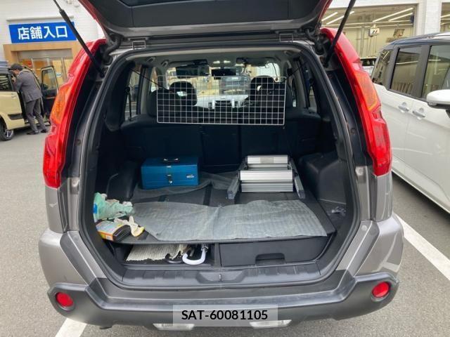 Nissan X-TRAIL 2008-12 8747037-9