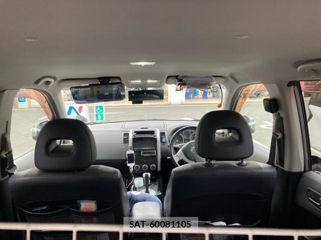 Nissan X-TRAIL 2008-12 8747037-10