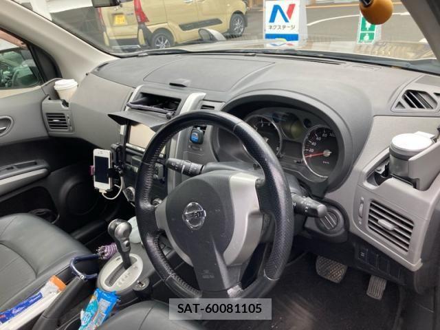 Nissan X-TRAIL 2008-12 8747037-14