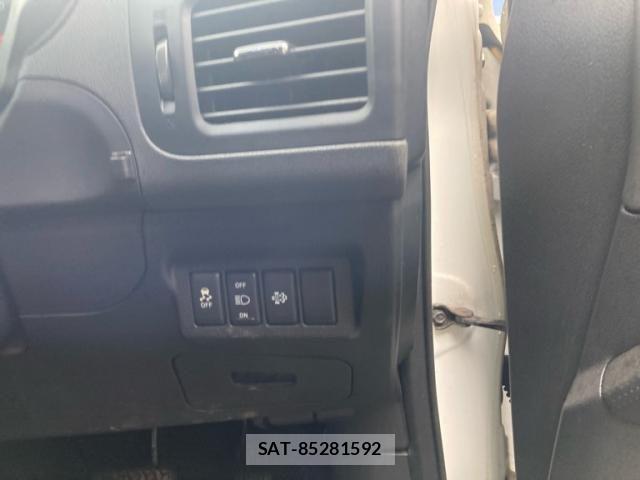 Nissan X-TRAIL 2010-07 8747036-12