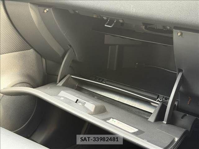 Nissan X-TRAIL 2011-08 8747027-16