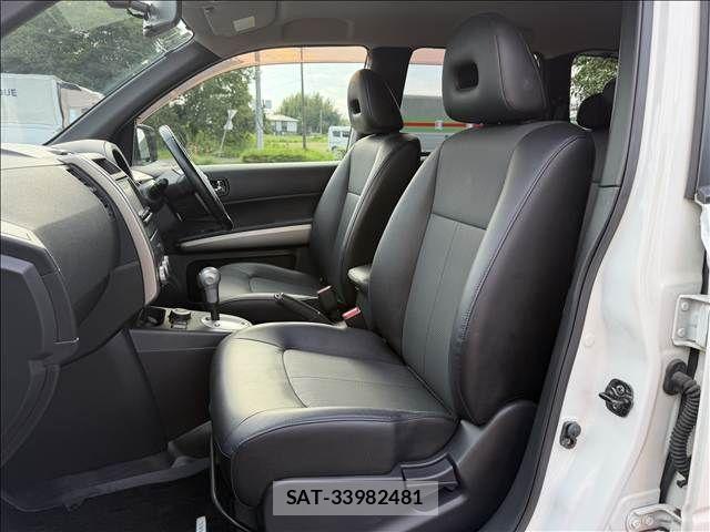 Nissan X-TRAIL 2011-08 8747027-24