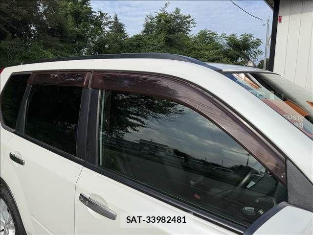 Nissan X-TRAIL 2011-08 8747027-29