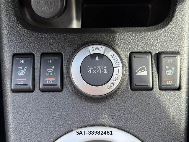Nissan X-TRAIL 2011-08 8747027-3