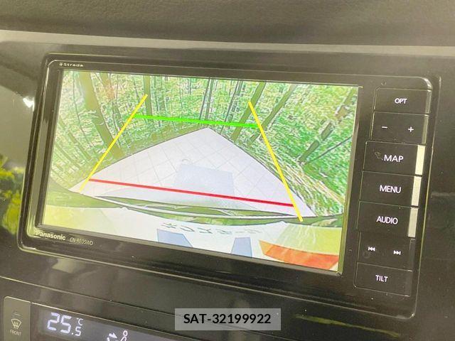 Nissan X-TRAIL 2014-08 8782732-4