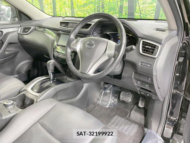 Nissan X-TRAIL 2014-08 8782732-8