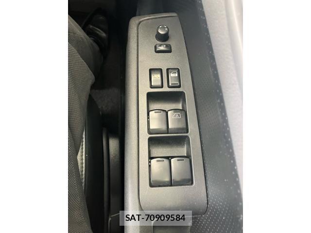 Nissan X-TRAIL 2007-09 8798006-18