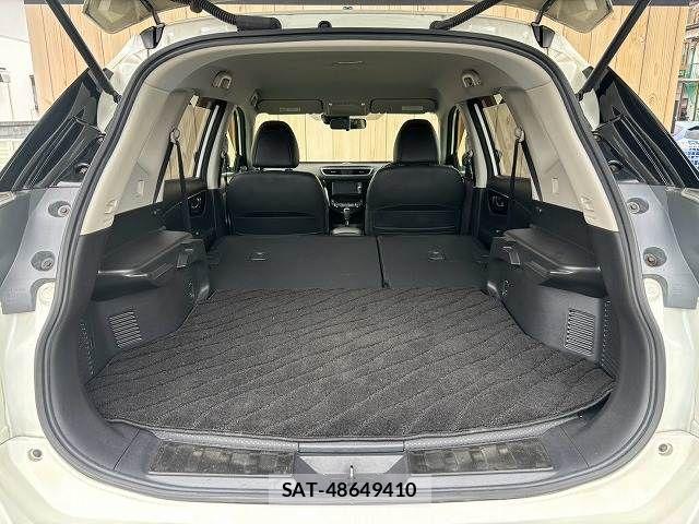 Nissan X-TRAIL 2015-08 8797999-12