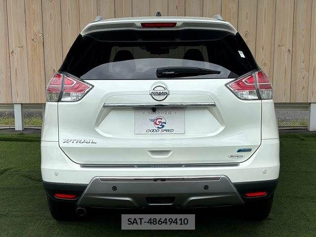 Nissan X-TRAIL 2015-08 8797999-15