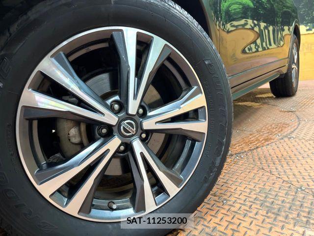 Nissan X-TRAIL 2018-08 8797997-11