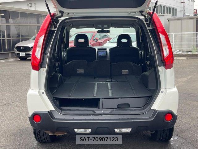 Nissan X-TRAIL 2013-09 8798003-9