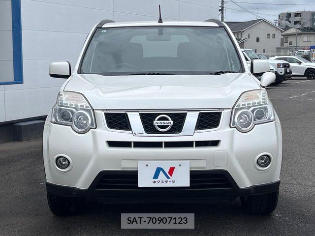Nissan X-TRAIL 2013-09 8798003-13