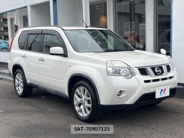 Nissan X-TRAIL 2013-09 8798003-15