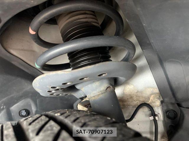 Nissan X-TRAIL 2013-09 8798003-19