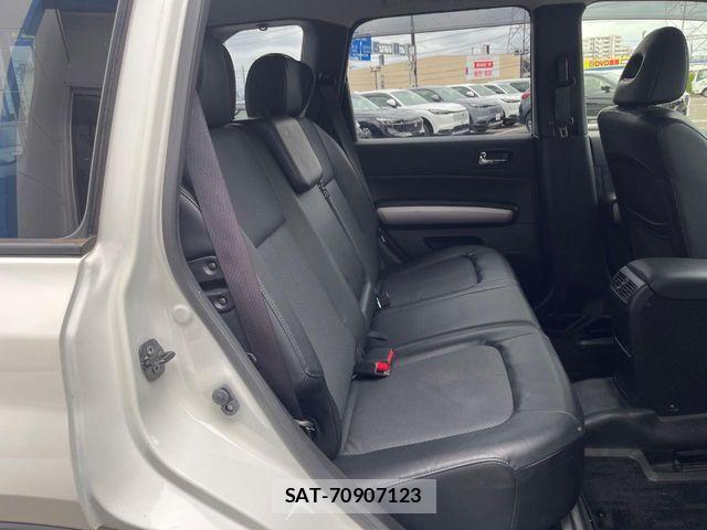 Nissan X-TRAIL 2013-09 8798003-8