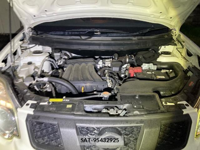 Nissan X-TRAIL 2013-10 8798004-11