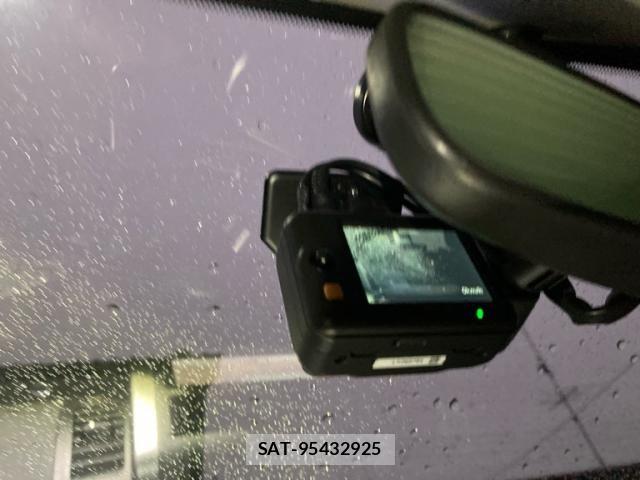 Nissan X-TRAIL 2013-10 8798004-25