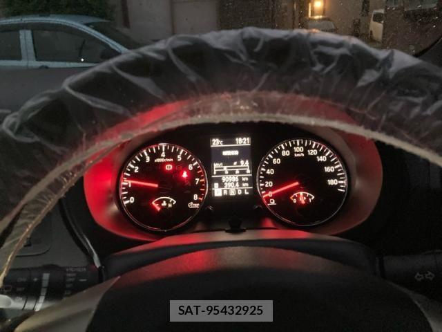Nissan X-TRAIL 2013-10 8798004-26