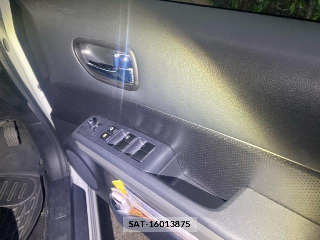 Nissan X-TRAIL 2011-11 8798007-13