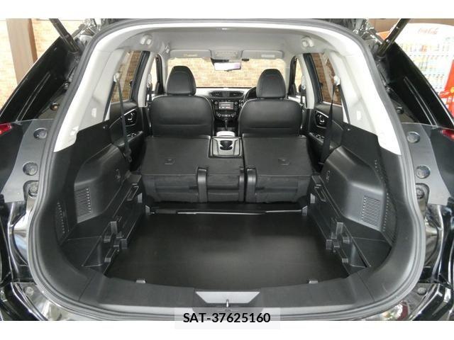 Nissan X-TRAIL 2018-02 8832639-11
