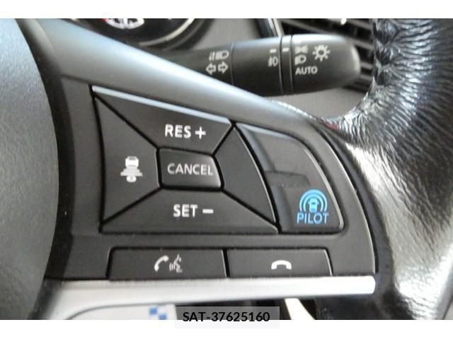 Nissan X-TRAIL 2018-02 8832639-21