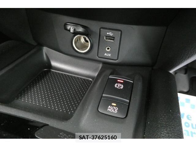 Nissan X-TRAIL 2018-02 8832639-23