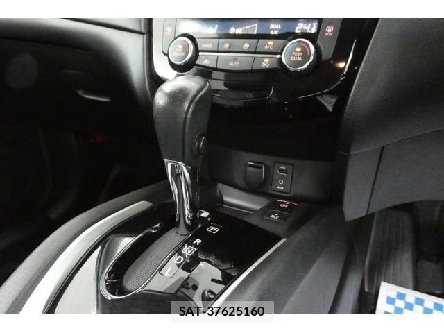 Nissan X-TRAIL 2018-02 8832639-24