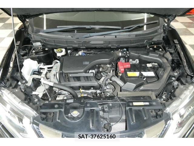 Nissan X-TRAIL 2018-02 8832639-26