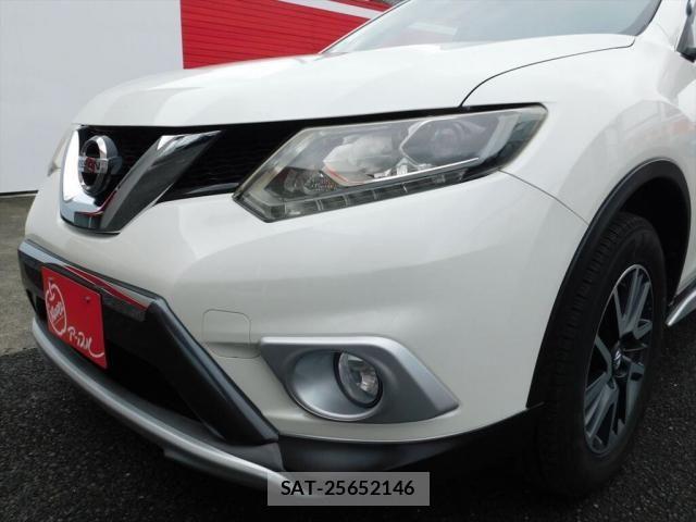 Nissan X-TRAIL 2015-09 8832642-10