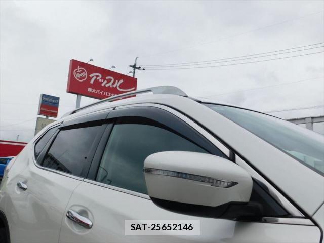 Nissan X-TRAIL 2015-09 8832642-15