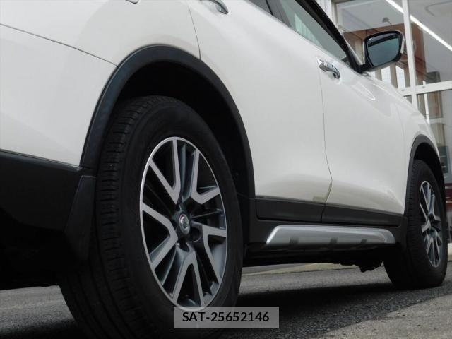 Nissan X-TRAIL 2015-09 8832642-19