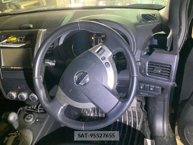 Nissan X-TRAIL 2010-07 8832651-18