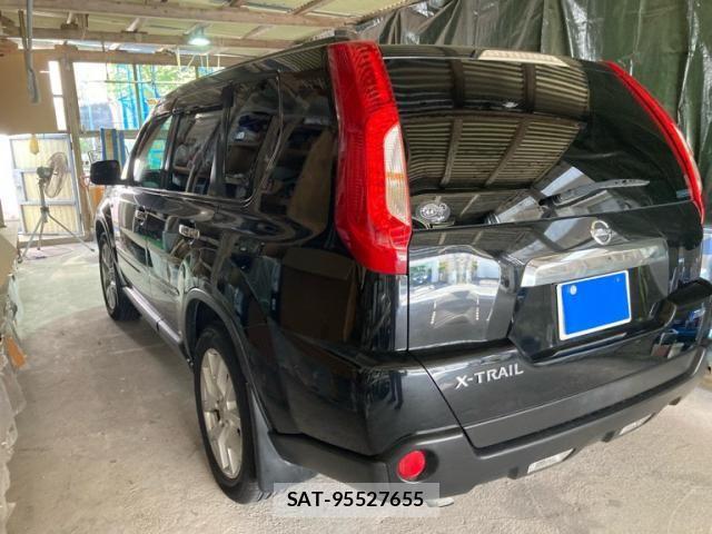 Nissan X-TRAIL 2010-07 8832651-3