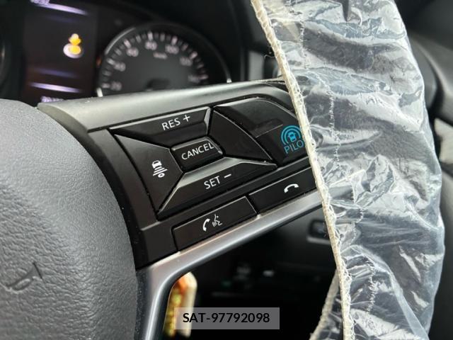 Nissan X-TRAIL 2022-06 8832637-15