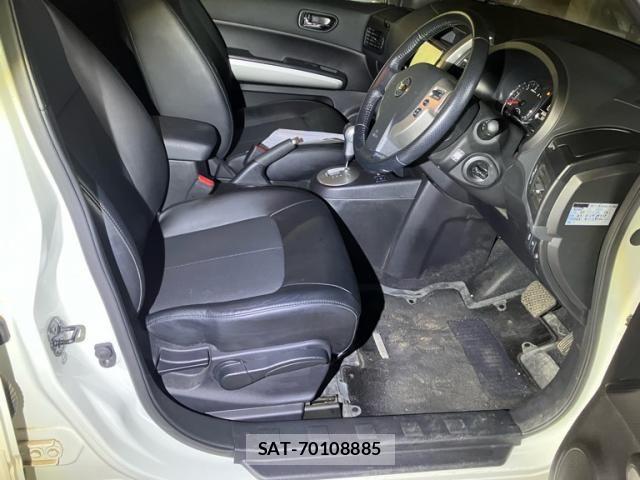 Nissan X-TRAIL 2012-11 8832640-10