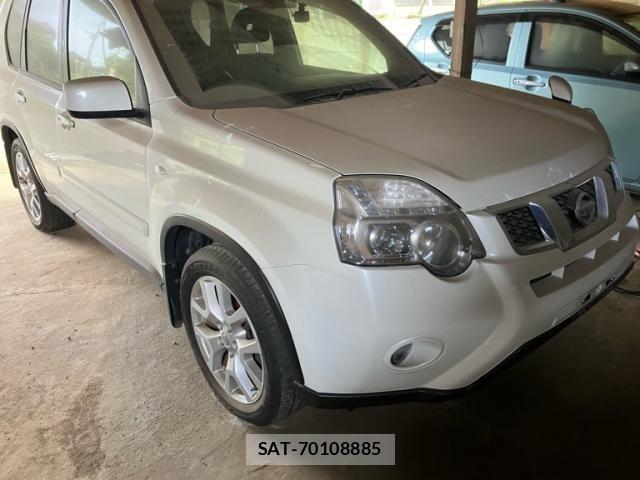 Nissan X-TRAIL 2012-11 8832640-1