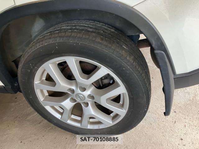 Nissan X-TRAIL 2012-11 8832640-8