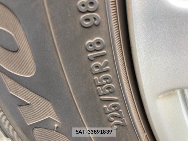 Nissan X-TRAIL 2012-06 8832652-7