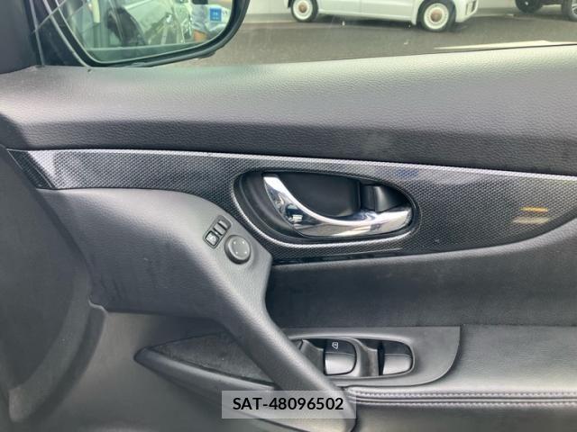 Nissan X-TRAIL 2016-08 8832654-12