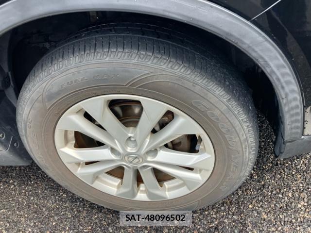 Nissan X-TRAIL 2016-08 8832654-2