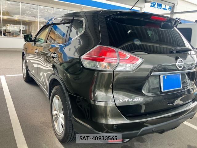 Nissan X-TRAIL 2014-06 8832653-3