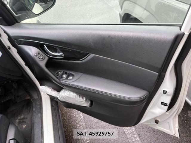 Nissan X-TRAIL 2017-12 8851174-10