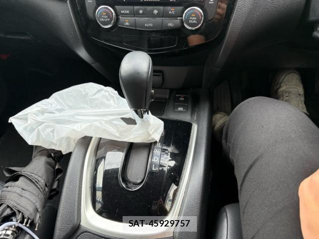 Nissan X-TRAIL 2017-12 8851174-15