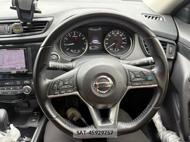 Nissan X-TRAIL 2017-12 8851174-21