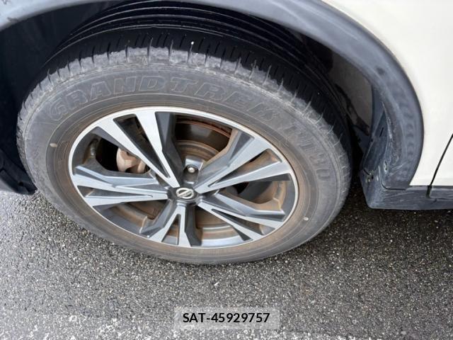 Nissan X-TRAIL 2017-12 8851174-4