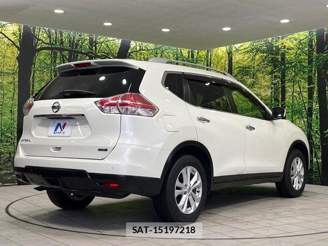 Nissan X-TRAIL 2015-02 8851172-17